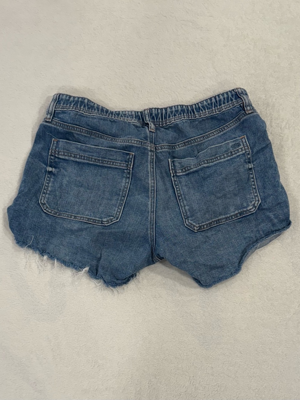 American Eagle Outfitters Distressed Rolled Cuff Denim Shorts in Medium Blue - Picture 2 of 2